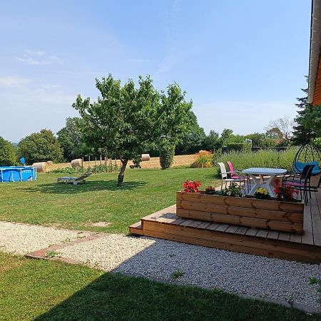 Studio Avec Terrasse Au Calme Jayat ภายนอก รูปภาพ